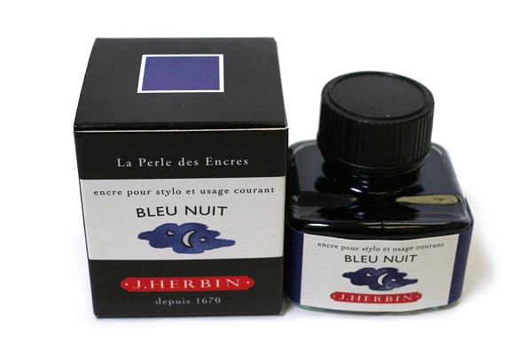 Bleu encre vs bleu nuit