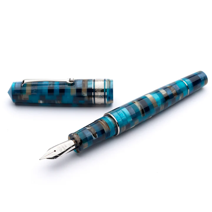 LEONARDO MOMENTO ZERO GRANDE HAWAII FOUNTAIN PEN
